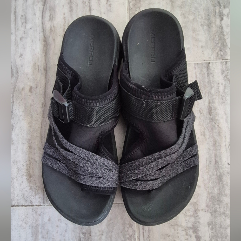 Merrell Black Strapped Slide Sandals